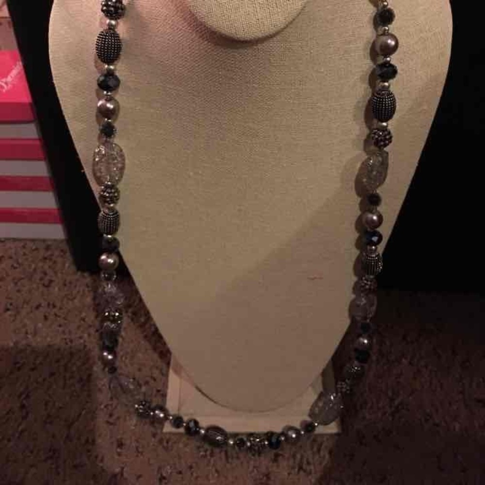 Premier Designs NYC Necklace